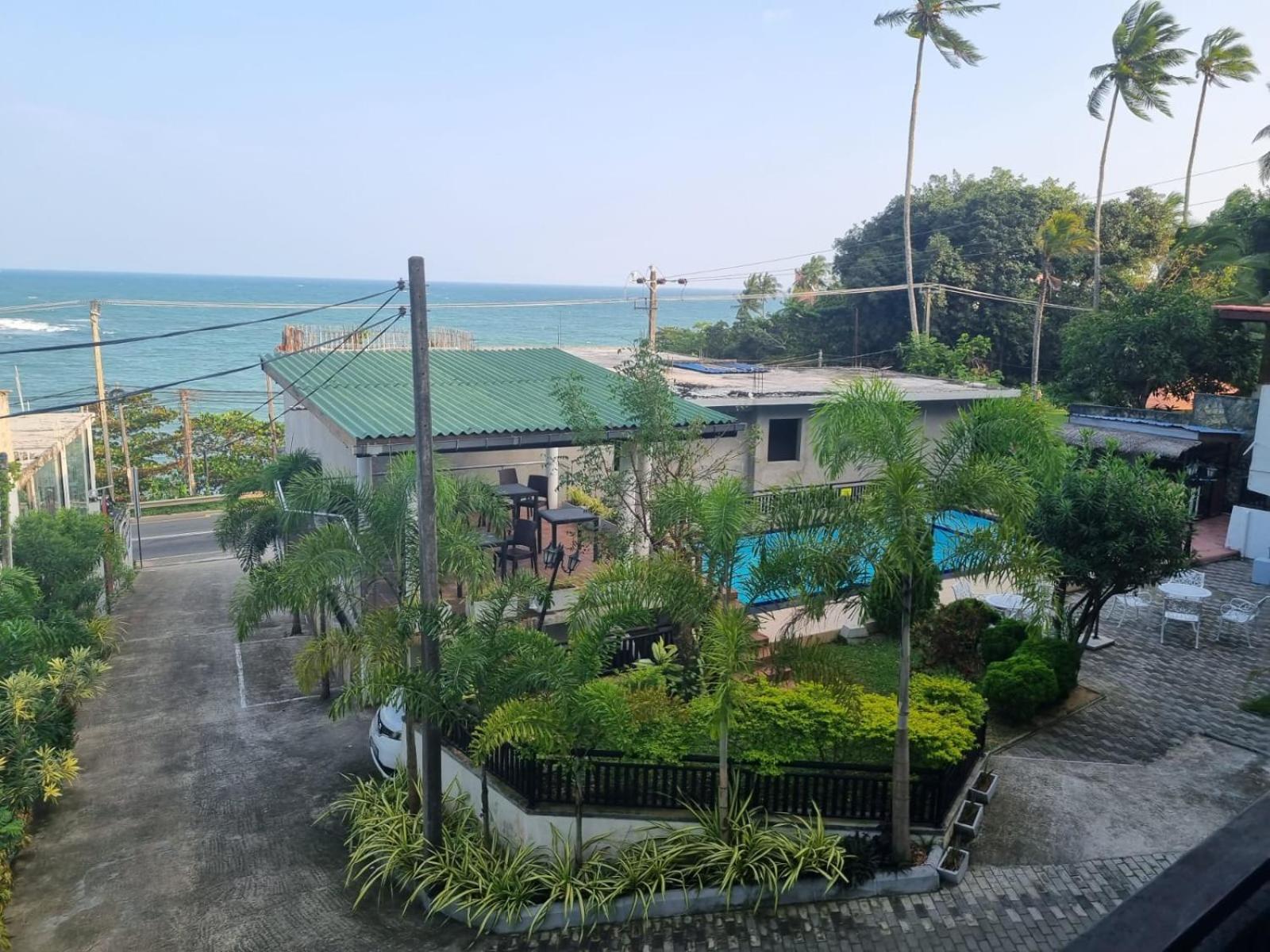 Queens Beach Hotel Tangalle Ngoại thất bức ảnh