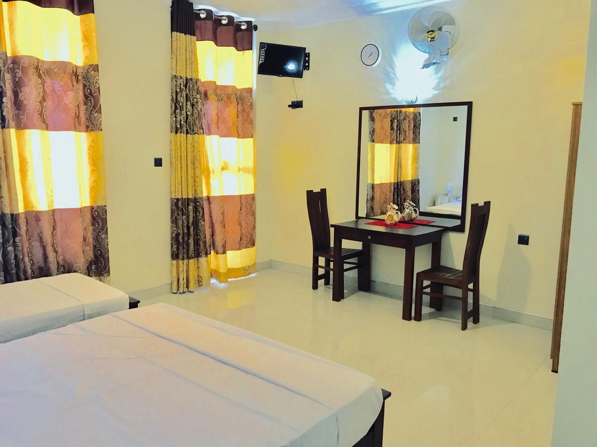 Queens Beach Hotel Tangalle Ngoại thất bức ảnh