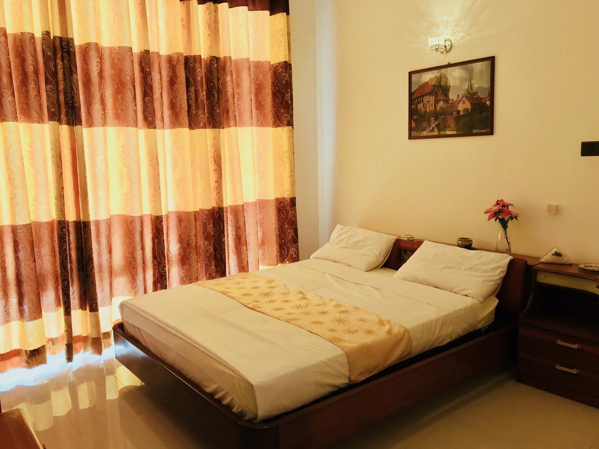 Queens Beach Hotel Tangalle Ngoại thất bức ảnh