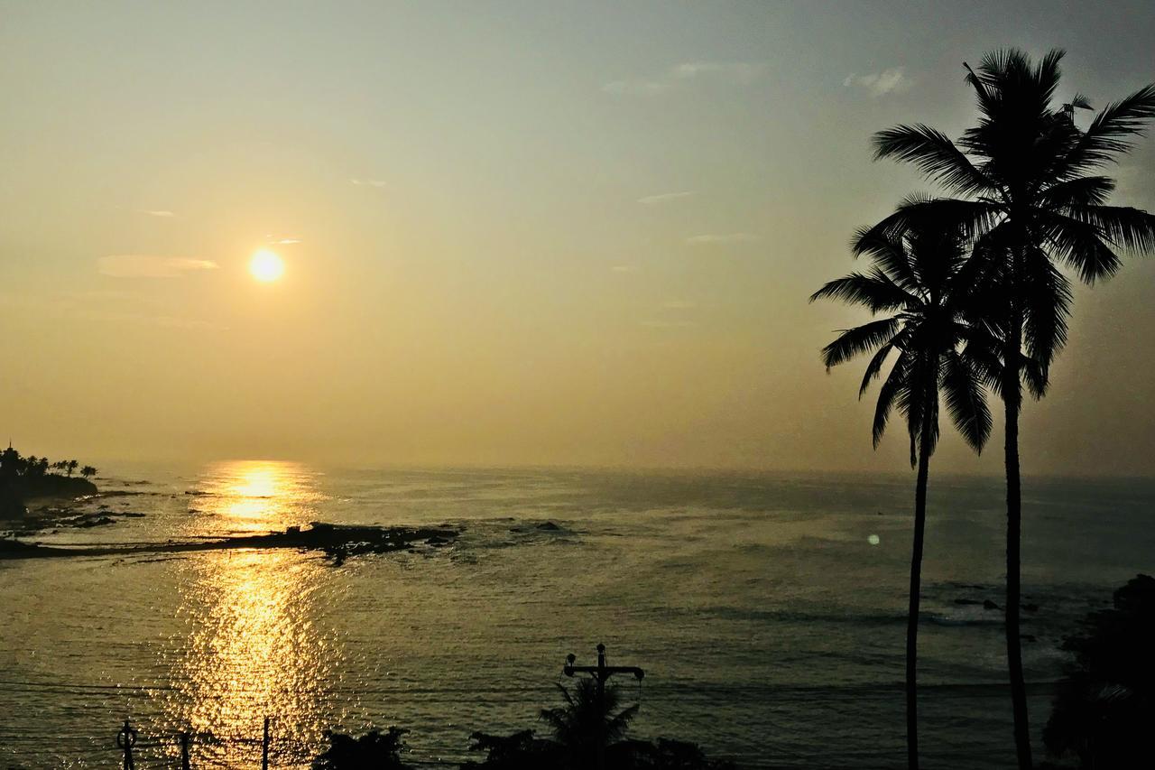 Queens Beach Hotel Tangalle Ngoại thất bức ảnh