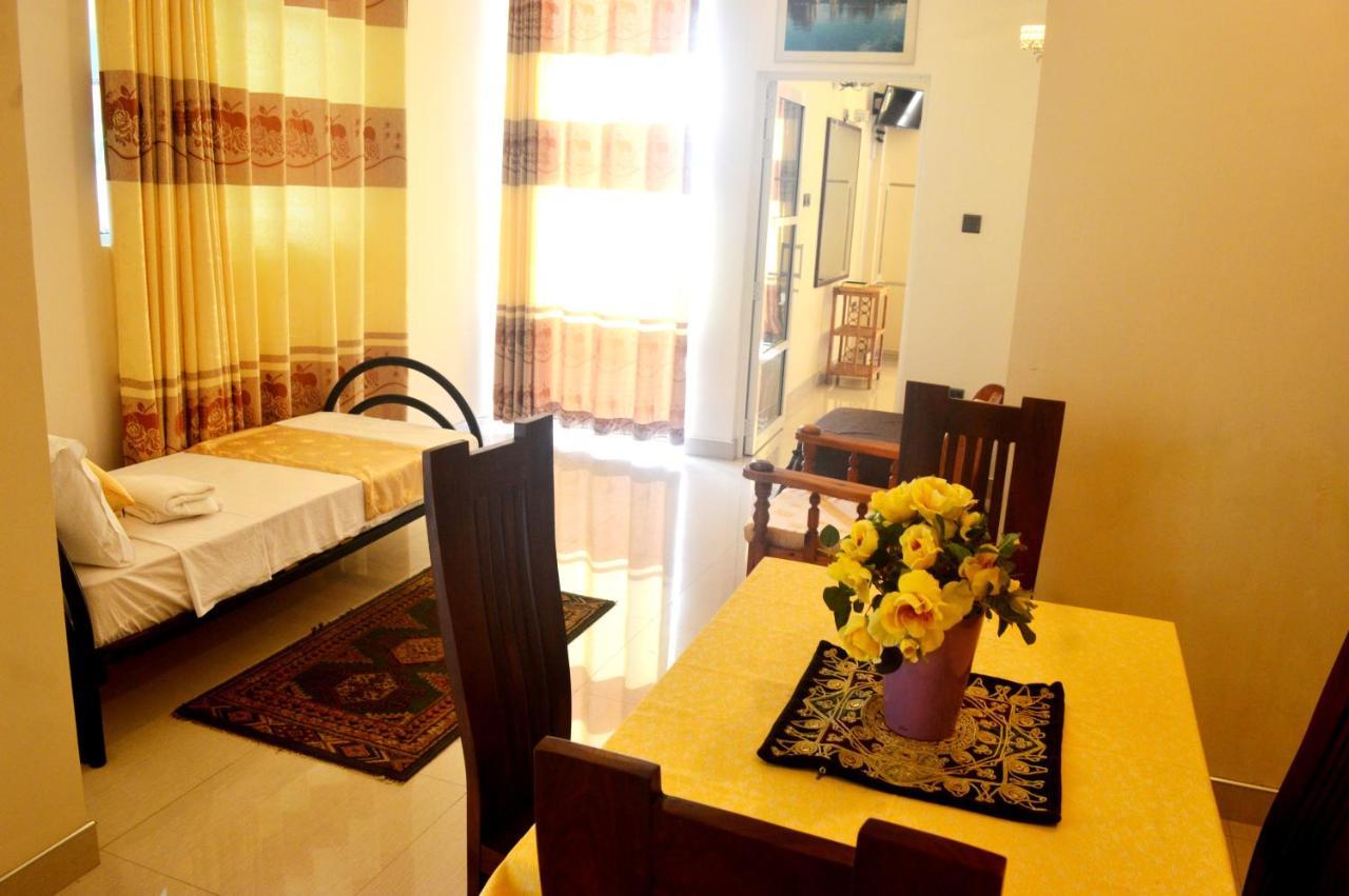 Queens Beach Hotel Tangalle Ngoại thất bức ảnh